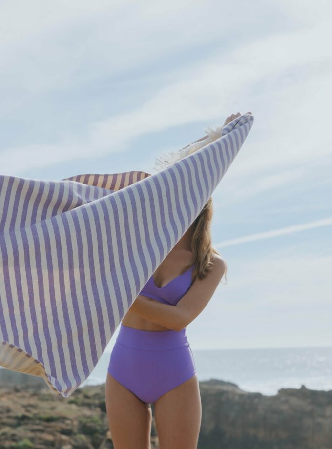 torres-novas-barra-beach-towels-horizontal-stripes-model-lavender